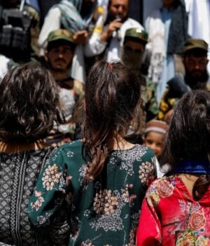 afghan-girls-11051916-16x9_0.jpg
