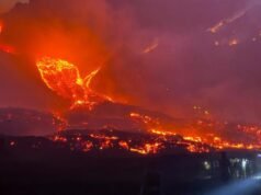 Etna eruption extends closure of Italian airport