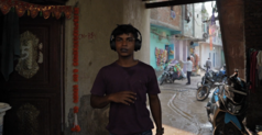 छोटे से घर और तबेले से निकले एक शानदार रैपर की कहानी