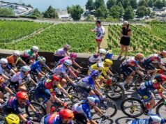 Le Court-Pienaar powers to victory in sprint finish