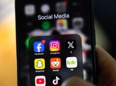 Albanese government ups the ante in journalism pay stoush with Silicon Valley