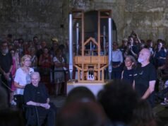 Organ in Germany to play one composition until 2640