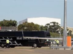 How Prime Minister Albanese saved Dolly Parton’s Down Under tour – and earned a cuddle in the process
