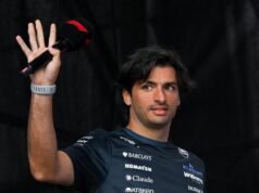 Sainz agrees to multi-year F1 extension with Williams