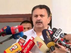 മുഖ്യമന്ത്രി ഹെലികോപ്ടര് യാത്ര നടത്തിയാല് എന്താണ് പ്രശ്നം, കാലത്തിനനുസരിച്ച് മാറ്റങ്ങളുണ്ടാകും; ന്യായീകരണവുമായി മന്ത്രി മുരളീധരന്