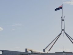Labor vows to defend super scheme from One Nation, Libs