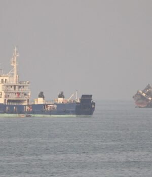 red-sea-044439130-16x9_0.jpg