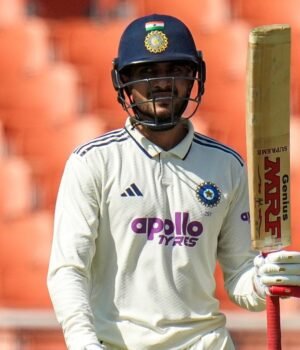 shubman-gill-090142280-16x9_0.jpg