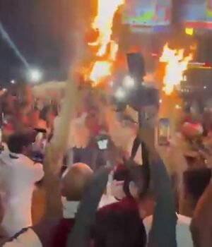 students-burn-effigies-of-rahul-gandhi--tejashwi-yadav-in-ranchi-165218187-16x9_0.png