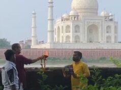 Watch: Puja, aarti at Taj Mahal premises, case registered after viral videos