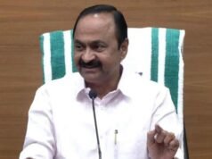 പ്രതിസന്ധികളില് നാം ഒറ്റയ്ക്കല്ലെന്ന തിരിച്ചറിവുണ്ടാക്കുന്നതാണ് ഓരോ ഓണാഘോഷവും; ഓണാശംസകള് നേര്ന്ന് മുഖ്യമന്ത്രി