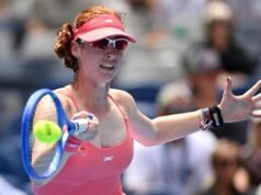 Aussie assault in Beijing begins with a whimper