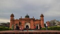 সাড়ে তিনশো বছরেও লালবাগ কেল্লার নির্মাণকাজ শেষ না হওয়ার পেছনে আছে যে গল্প
