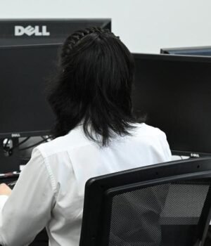 2165b072a908ced06fc508e2e4e3d74be9b0e07a-16x9-x0y0w1280h720.jpg