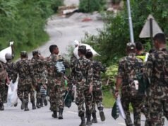 Nepal death toll rises to 1050 as rescues continue
