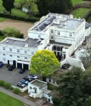 4ebef1f4b236c743fbdf8a5fc045da095b537249.jpg