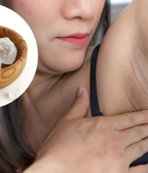 5_major_Side_effects_of_using_alum_underarms_1790755510166_mW8K_1790755510278_f2Qf_bc55c03b-d594-45c7-a571-1bd3b73302a8_hWhH.jpg