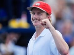 Teeny Sweeny Aussie wildcard hunts another Open scalp
