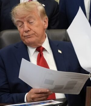 Donald_Trump_1789779263270_dkQb_1789779270214_luXk_a0bea4f4-7bb9-4edf-a4bd-b654773fd9bc_FaYS.jpg