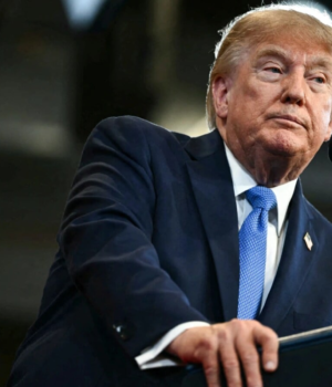 Donald_Trump__1788538044007_a304ad4a-a43f-4b42-a8ac-77af4e0703aa_1788538044196_7be12e16-b4c3-43a3-a170-30952e80f12d_9dd401b4-7ed9-48c9-b456-176f83dc0cc0_2bbb8659-cb95-4533-8703-58060122d1ba.png