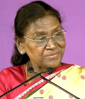 Droupadi-Murmu-urges-celebs-against-harmful-endorsements.jpeg