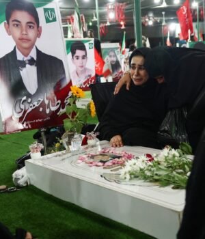 IRAN-CRISIS-MINAB-SCHOOL-26_1790248424293_1Kgj_1790248436777_Pks6_9e8ca401-fd56-4ee0-a6ef-754c9a85d8f8_Uzop.JPG