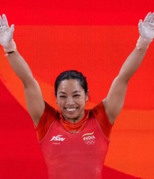 Mirabai_Chanu_1790182181285_VkM4_1790182181625_a7Kz_df384063-a2b8-4e63-a120-be743fd7486d_TAUU.jpg