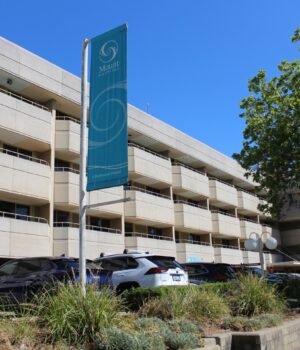 Mount_Hospital_deals_cover%20%281%29%20%281%29.jpg