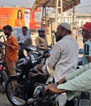 Petrol_Pump_Rush_Purnia_1772714317022_1772714334591_1789021901577_8d56fde5-a3f9-46dc-9d5c-27f081d0f050_82feaecf-8205-4869-a04a-a0954e0ecada_bd57c03f-afbb-4a3f-9fd3-f5bcab91055a.jpeg
