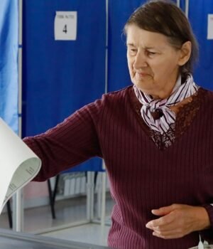 Russia-Election-14_1789871134017_5wrE_1789871152580_2Yb0_f4bd99aa-30ed-41c8-96d6-710edb3d325e_tmIR.jpg