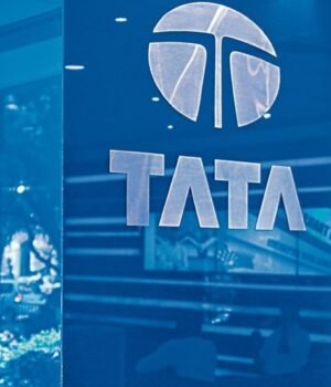 Tata_Motors1_1746788110859_1788619003223_f244016a-bf92-455c-b832-135a140909d5_949047a9-e789-46ab-baff-5ab93a648154_3cabbc52-34b5-424b-9e54-90522a99d5ed.jpg