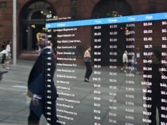 Aussie shares pare losses but fall for third session