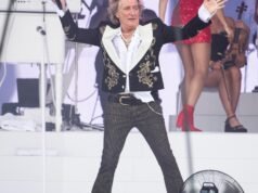 Sir Rod Stewart announces his retirement