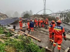 Mudslide kills one, 10 missing in China