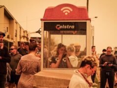 Highway pay phone rings in national treasure status