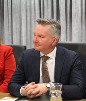 chris_bowen_2023_perth.jpg