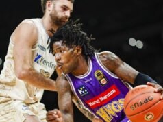Sydney thump Cairns to launch NBL title defence