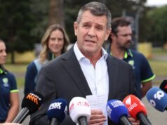 Cricket Australia boss Mike Baird steps down amid ongoing Big Bash League privatisation debate