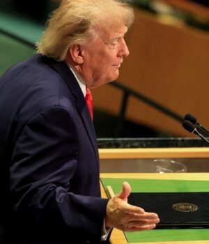 donald-trump-220111833-16x9_0.jpg