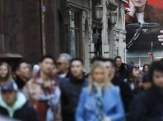 US consumer confidence slides to 12-year low: survey