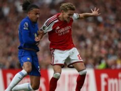 Arsenal sink Chelsea as Man United drop more EPL points