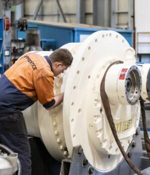 hofman_engineering_-_industrial_equipment_-_steel_-_workforce_-_worker_-_apprentice-3037_2e24c6b7fd824bd880a9224b16365a52.jpg