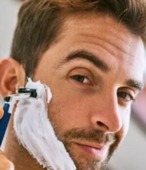 men_shaving_tips_1790126626440_M6jt_1790126626572_NhlD_6129964a-bfc6-4fb8-90cd-0744d65cad25_FlAI.jpg