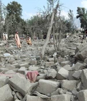 pakistan_blast_1790424913844_LVxD_1790424913994_3BuT_caaf38de-e2da-4971-846d-097508cf3d3a_zTHV.jpg
