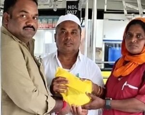 passenger-forgets-rs-3-lakh-on-bus--tgsrtc-staff-ensure-its-safe-return-063352550-16x9_0.jpg