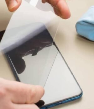 phone_screen_guard_1790076627241_vzDd_1790076627430_pt9X_5deb21fc-b7e4-4091-b8b4-63e83a3386a8_OnMr.jpg