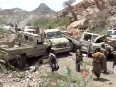 7 killed, 40 injured in Yemen market strike; Govt says houthi camp targeted