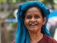 ചലച്ചിത്ര-നാടക നടി സാവിത്രി ശ്രീധരൻ അന്തരിച്ചു