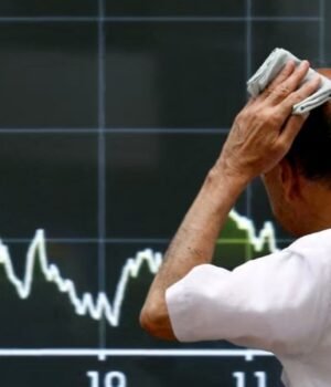 stock_market_sensex_1764066021681_1764066035352_1789833825453_zBaa_87a6e72f-0388-4539-a02e-32d2da60dcda_W1Ta.jpg