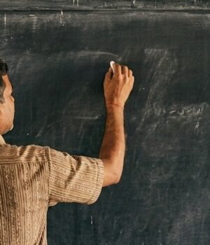 up-teacher-261026904-16x9_0.png